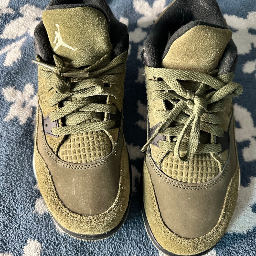 Retro Jordan 4’s - Picture 2 of 6